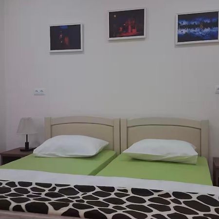 Guest House Granatovoe Derevo Tbilisi Eksteriør bilde