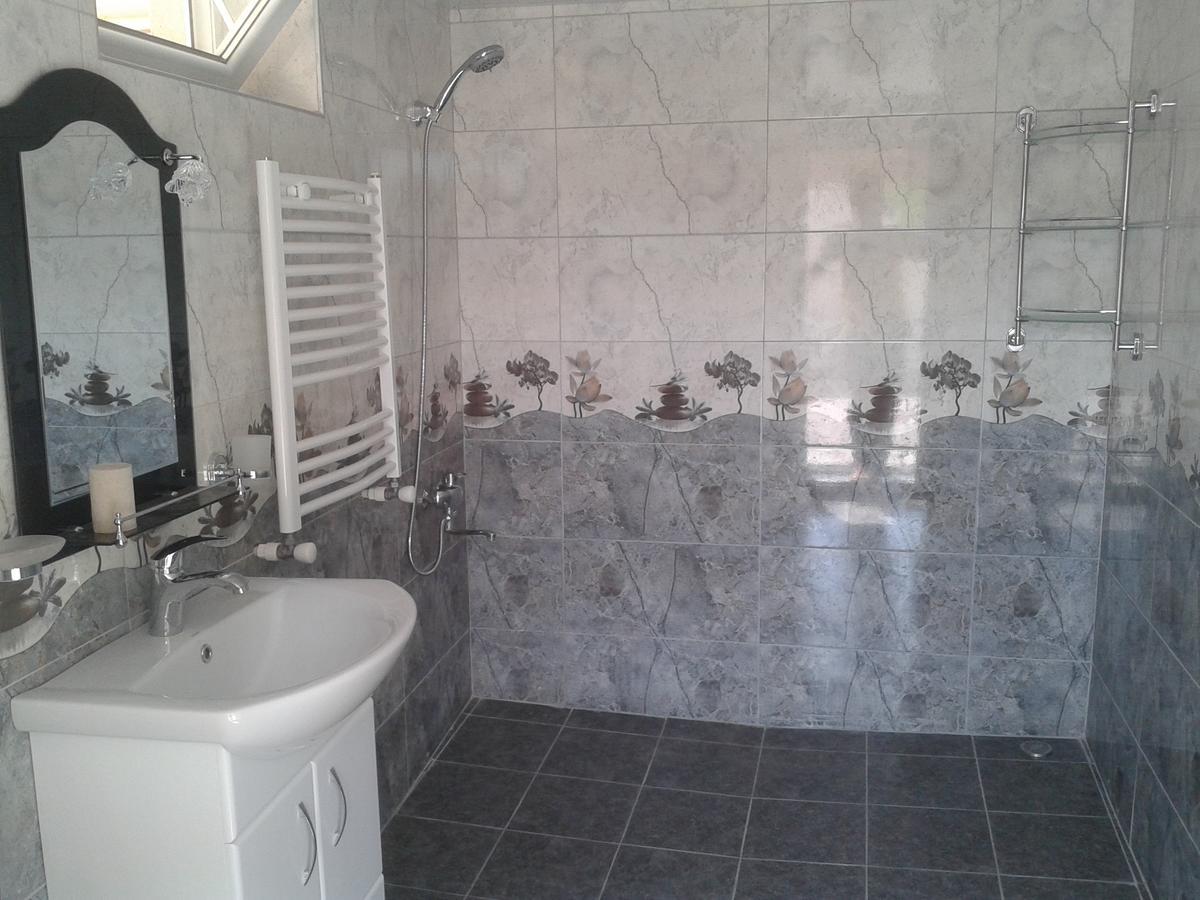 Guest House Granatovoe Derevo Tbilisi Eksteriør bilde