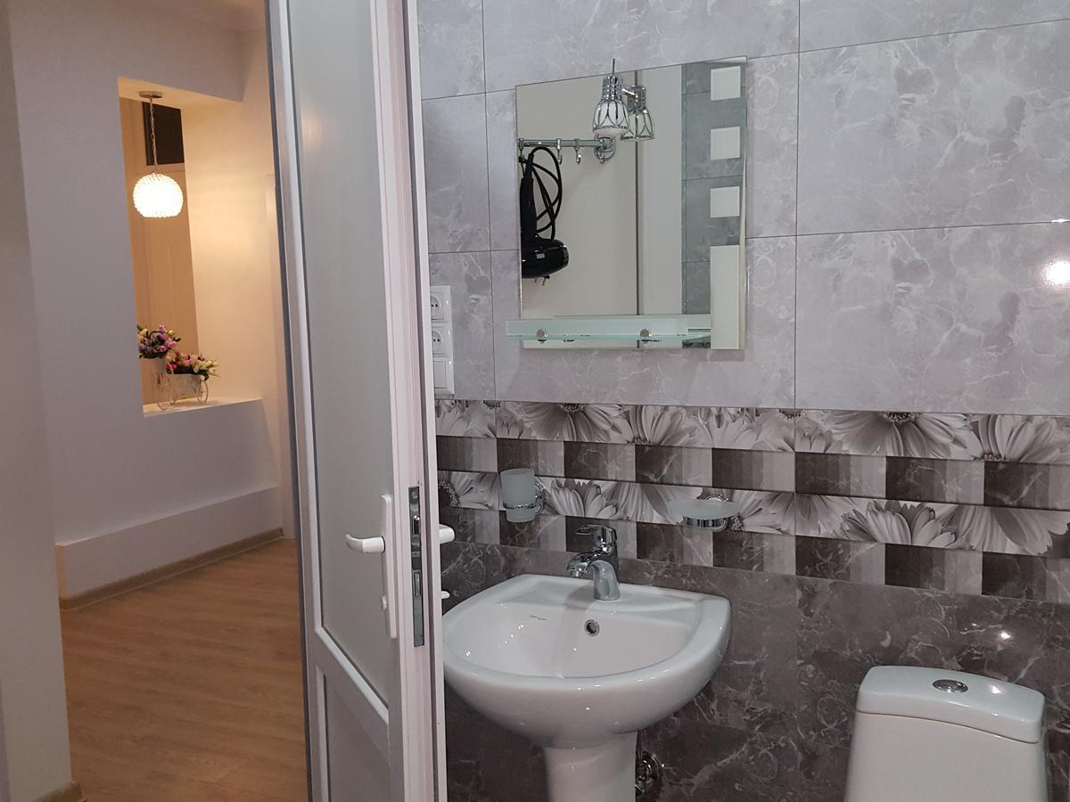 Guest House Granatovoe Derevo Tbilisi Eksteriør bilde