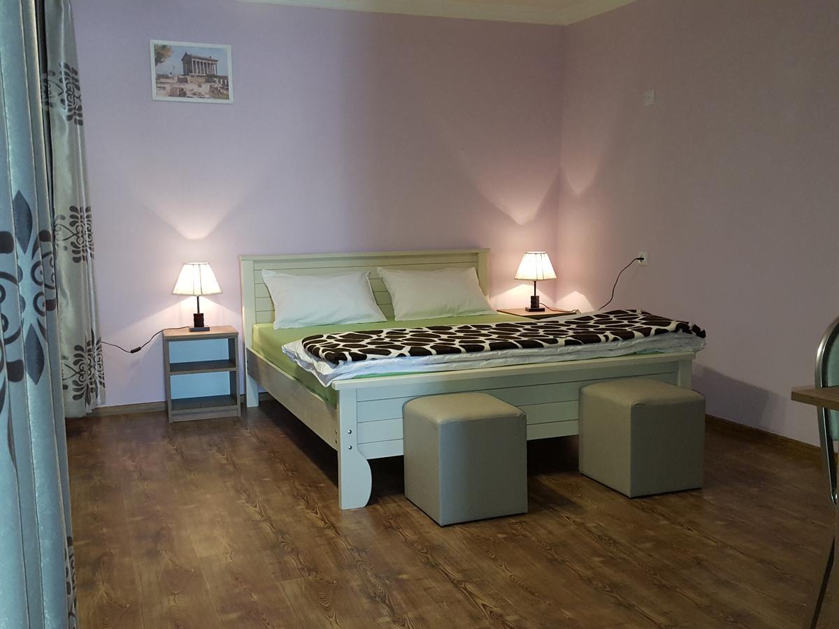 Guest House Granatovoe Derevo Tbilisi Eksteriør bilde