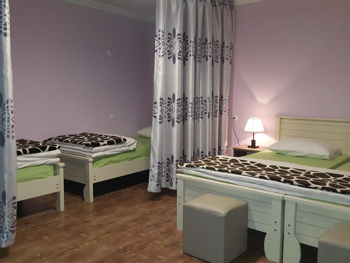Guest House Granatovoe Derevo Tbilisi Eksteriør bilde