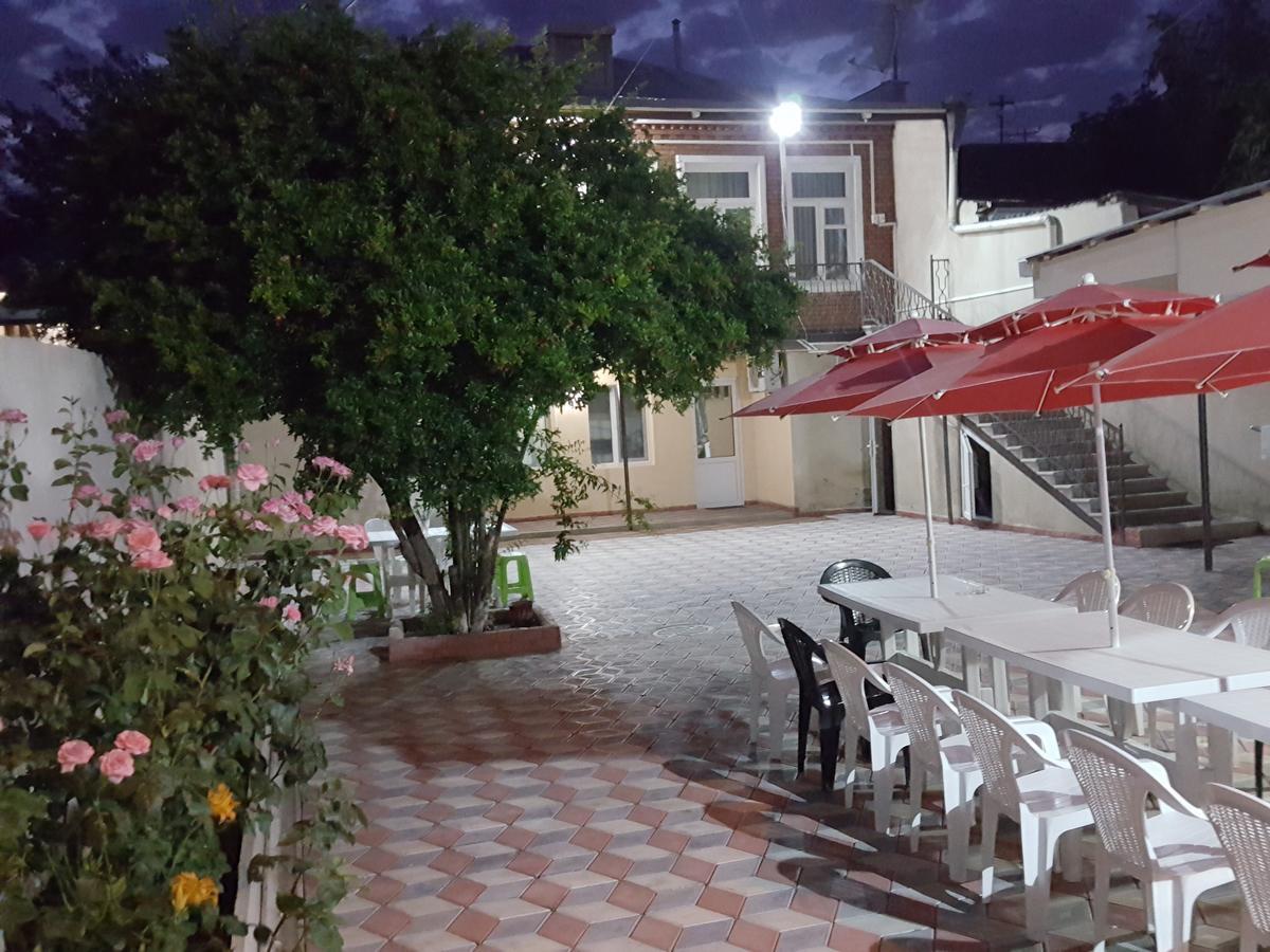 Guest House Granatovoe Derevo Tbilisi Eksteriør bilde